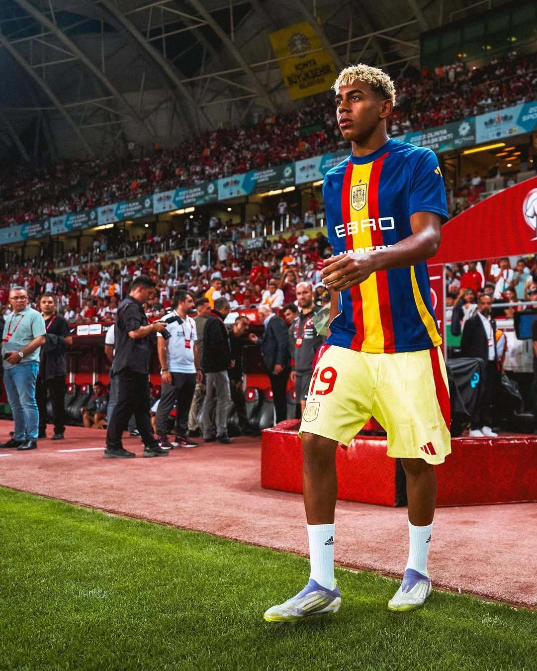 看完巴萨为亚马尔制定的复出计划，才懂国家德比对他们有多么重要